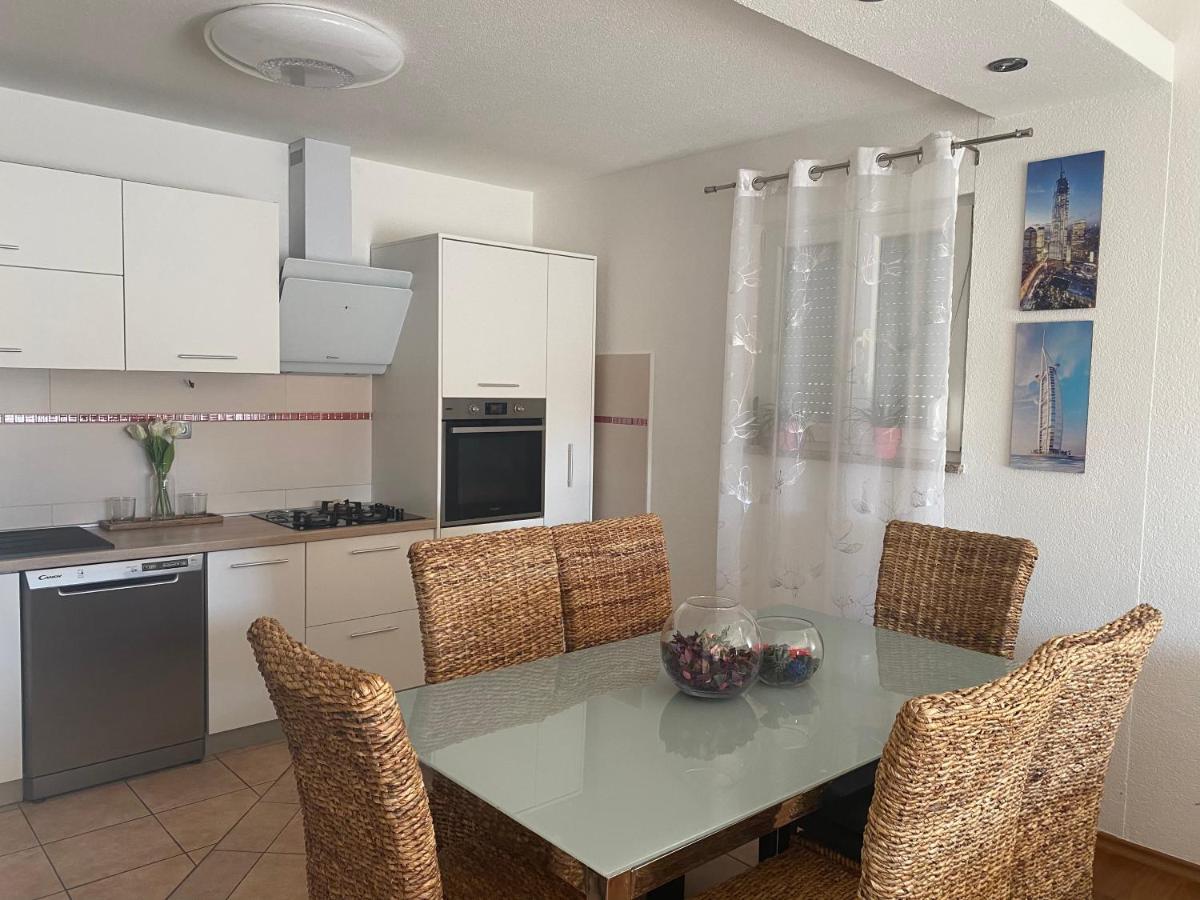 Apartment Tina Rogoznica  Εξωτερικό φωτογραφία
