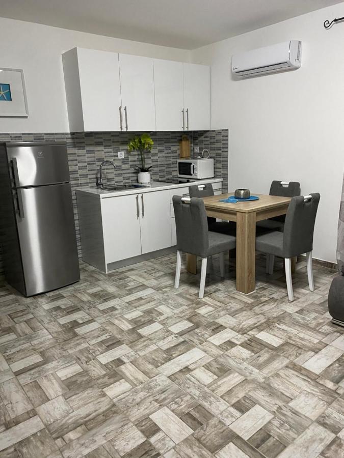 Apartment Tina Rogoznica  Εξωτερικό φωτογραφία