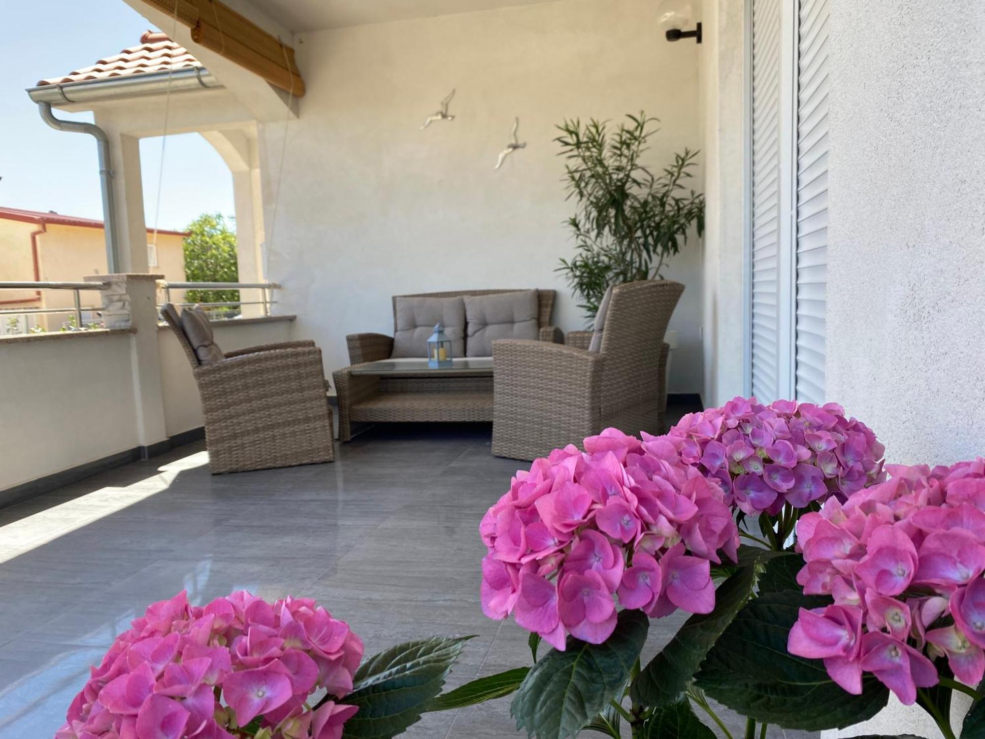 Apartment Tina Rogoznica  Εξωτερικό φωτογραφία