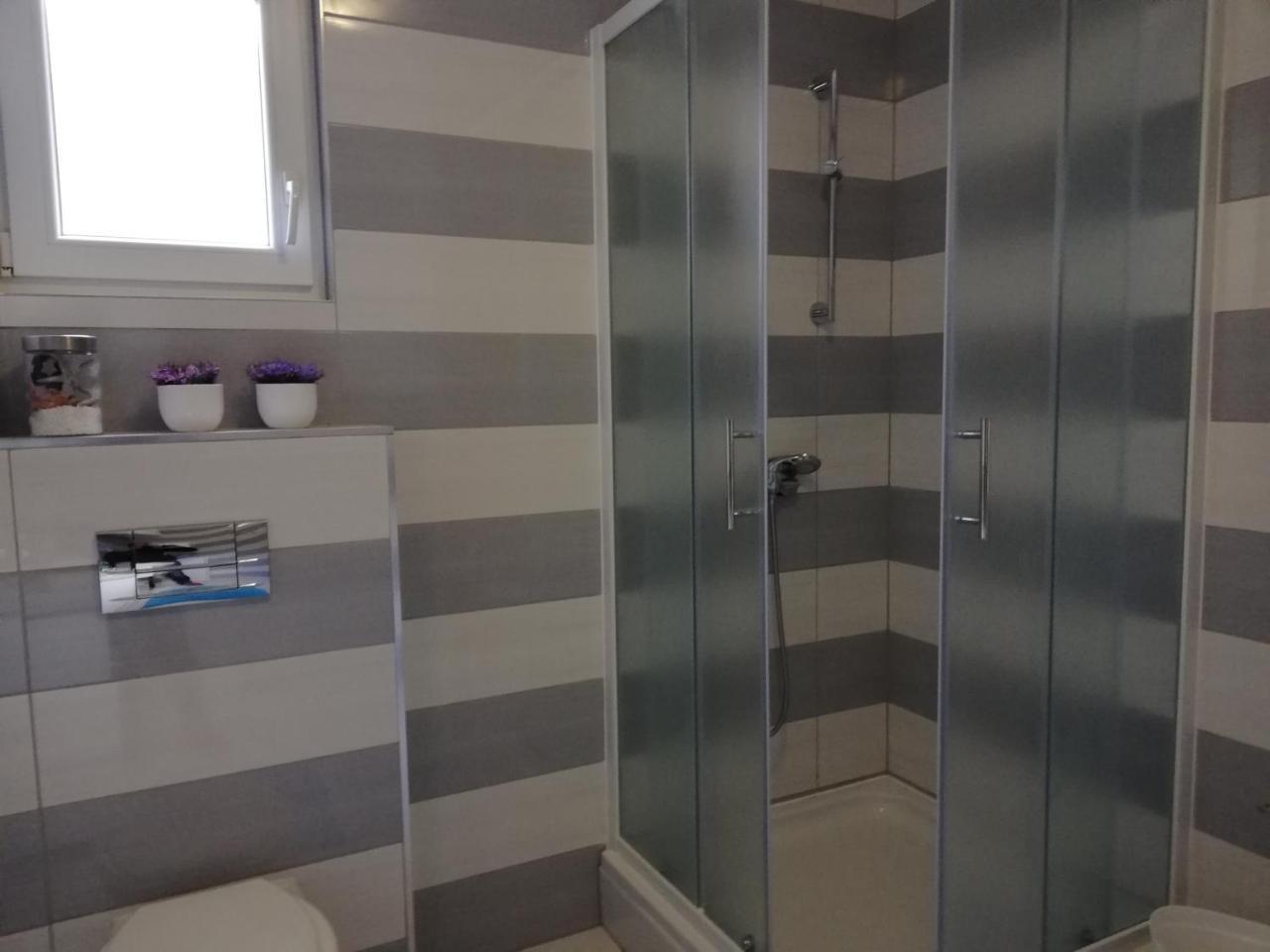 Apartment Tina Rogoznica  Εξωτερικό φωτογραφία