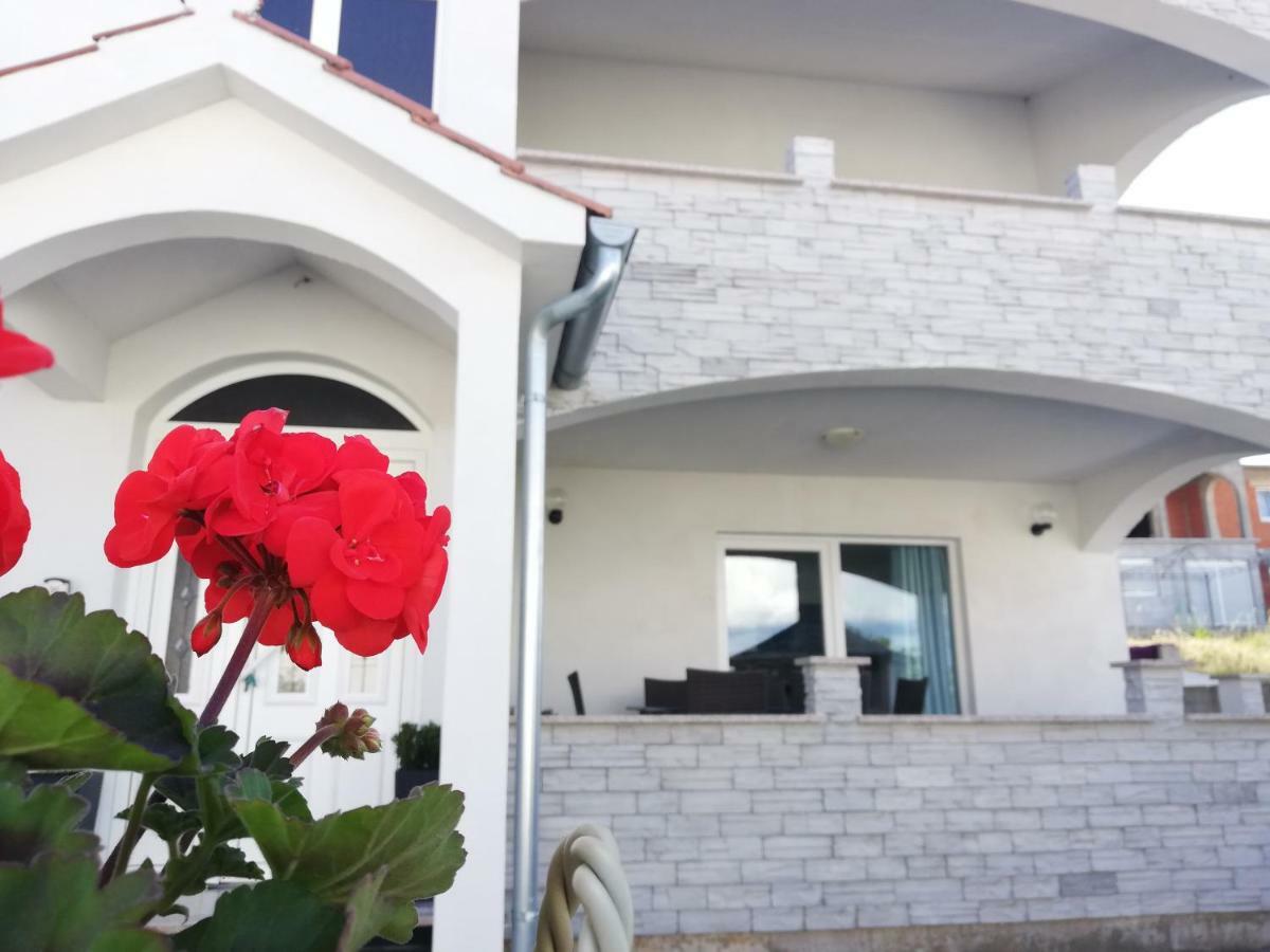 Apartment Tina Rogoznica  Εξωτερικό φωτογραφία